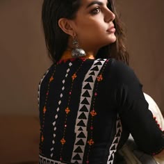 Designer Cotton Silk Free Size Round Neck Zari Work Padded Women\u2019s Saree Blouse