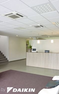 Mục này có hình ảnh của: