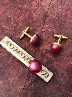 Real 60s 70s years cufflinks vintage made of metal; time-typical design pattern