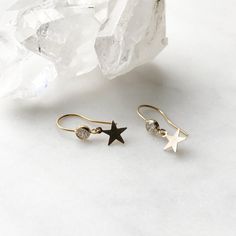 Fly-Town Delicate Cubic Zirconia Star Earrings Fashion Women Jewelry White Gold Color Crystal Stud Earrings
