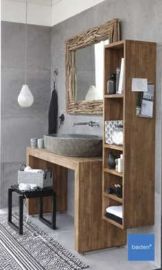 Salle de bain rustique: comment faire une couverture - {hashtags Very Small Bathroom, Small Bathroom Storage, Diy Bathroom Decor, Bathroom Organization, Organization Ideas, Bathroom Plans, Bathroom Furniture