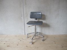 bedroommagnificent bürostuhl armmöbel drehbar bürostuhl drehstuhl bürostuhl grau 25 besten vintage bilder auf pinterest chair design bedroommagnificent bürostuhl armmöbel drehbar bürostuhl drehstuhl bürostuhl grau 25 besten vintage bilder auf pinterest chair design