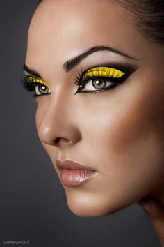 283 Best Make Up Images On In 2018 Beauty Eye Brows And Dramatic Black And Yellow Eye Makeup