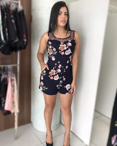 Tranny shemale strip Upskirt voyer no panties vids