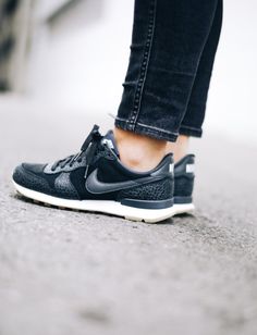 nike internationalist femme grenat nike internationalist femme grenat
