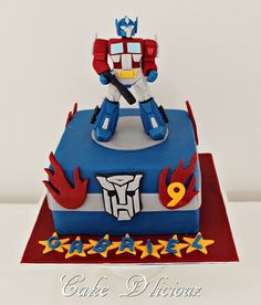Optimus Prime Cake (Transformers) День Рождения В Стиле Трансформеров, Торт В Стиле Трансформеров, Вечеринка На День Рождения В Стиле Трансформеров, Торт Супергерои, Декоративные Тортики, Праздничные Торты, Тематические Торты, Вечеринка В Стиле Трансформеров, Дизайн Тортов