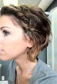 11 Ways To Style Short Hair In 10 Minutes Or Less Via Brit Co
