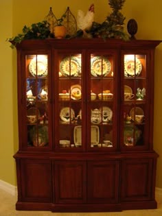26 Best China Cabinet Display Images Cabinets Dish Porcelain The Art Of Accessorizing A China Cabinet