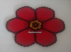 KATLI VE GÜLLER İLE SÜSLENMİŞ ZARİF LİF YAPIMI KATLI VE GÜLLER İLE SÜSLENMİŞ ZARİF LİF YAPIMI