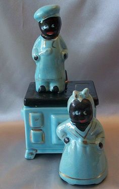 Chefn Magnetic Back Miniature Salt And Pepper Twin Set Chefn Magnetic Back Miniature Salt And Pepper Twin Set