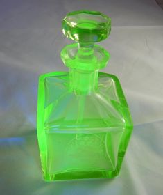 8 bästa bilderna på Reijmyre | vas, glas, färgat glas Par snygga art deco parfym flaskor Catawiki