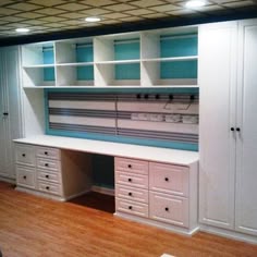 home office craft room design ideas small traditional home office craft room design pictures remodel decor and ideas page ikea expedit 273 best images on pinterest sewing studio home office craft room design ideas small traditional home office craft room design pictures remodel decor and ideas page ikea expedit 273 best images on pinterest sewing studio