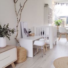Woonkamer inspiratie | Hout zorgt voor warmte bij een grijs-wit ... Woonkamer inspiratie | Hout zorgt voor warmte bij een grijs-wit ...