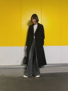 Womenロングコートの着こなし のアイデア 36 件 カジュアルスタイル ロングコート パンツスタイル Womenロングコートの着こなし のアイデア 36 件 カジュアルスタイル ロングコート パンツスタイル