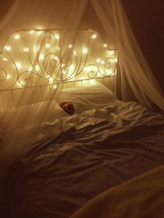 Room Canopy bedroom canopy lights #tumblr rooms #fairy light | diy home decor Room Canopy bedroom canopy lights #tumblr rooms #fairy light | diy home decor