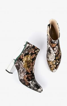 14 Best Shoes, Bags & More AW 2017 2018 images | Aw 2017 All About Colorful Faux Fur For AW2017 – CLOSET FULL OF DREAMS