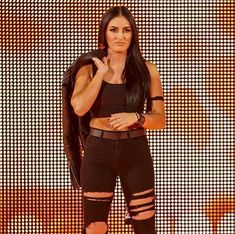 Sonya deville aus nazi-mädchen