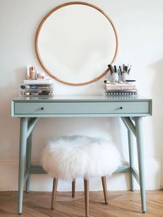 Grey Table Top Mirror Bedroom Dressing Vanity Matching Accessory *New