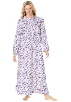 Size Medium 100/% Cotton Flannel Gown Carole Med Blue with White ground USA Made