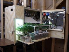 Aaron Gavan Aarongavan On Pinterest Small Closet Grow Room I Like This System It Is An Awesome Piece Of