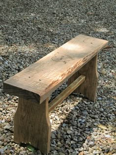 Build yourself a One Board Bench with an 8' 2x10, or mabey use that vintage piece of old barn timber you've been saving.......D. 42" seat with 16" tapered legs and a 2x2@ 30" Diy Furniture Plans, Furniture Projects, Wood Bench, Diy Furniture Easy, Furniture Diy, Furniture Plans, Diy Furniture Projects, Diy Bench