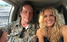 New-TED-NUGENT-Love-Grenade-Rock-Music-Legend T-Shirt