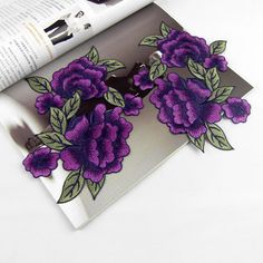 2.5/" Peach Orchid Flower Canvas Embroidery Patch
