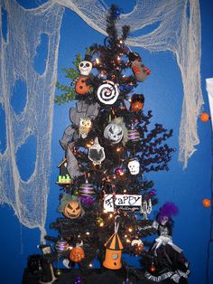 happy halloween decorate a black christmas tree with the kidos holiday fun pinterest black christmas trees black christmas and happy halloween - Black Halloween Tree happy halloween decorate a black christmas tree with the kidos holiday fun pinterest black christmas trees black christmas and happy halloween - Black Halloween Tree