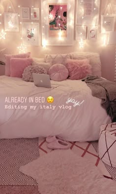 You love what you see? For more popping pins like this . Follow me ↬ριnτεrεsτ:dεlιghτfυlglαcε ↫ (PLEASE GIVE ME CREDIT) Teen Room Decor, Girl Bedroom Decor, Cute Room Decor, Bedroom Diy, Modern Bedroom, Boho Bedroom