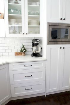 White Cabinets With Black Hardware The Every Decorates 23 Best White Kitchen Design And Decor Ideas