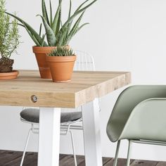 De 10+ beste afbeeldingen van Tafels | tafels, tafel, interieur Stoel Kasper met armleuning DT69
