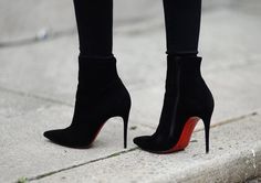 Christian Louboutin Slingbacks Larga sección Christian Louboutin Slingbacks Larga sección