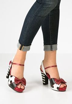 Puma PUMA BY RIHANNA WOMEN'S CAMO CREEPER ($140) ❤ liked on Puma PUMA BY RIHANNA WOMEN'S CAMO CREEPER ($140) ❤ liked on