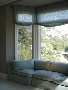 Curved Sofa For Bay Window Google Search Ideas The House I Really Want To Find Something Like This That Can Fit In My Bay Window The Livingroom