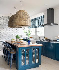 40 Best Hgtv Urban Oasis 2017 Images Living Room Remodel The Updated Hgtv Urban Oasis 2017 Showcases An Inviting Front Porch Eye Catching Color Scheme And Improved Landscaping Packed With Diffe Shades Of