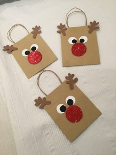 Christmas Crafts For Kids, Easy Homemade Christmas Gifts, Homemade Christmas Crafts, Kids Christmas, Christmas Gift Bags For Kids School, Christmas Candy Bag, Boring Gift