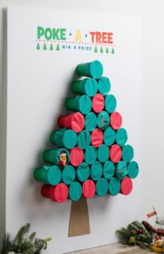 Looking for a fun game to play during your holiday party? This game is a fun activity for the kids. Simply follow the directions below to create your own! Kids Christmas Party, Noel Christmas, Family Christmas, Christmas Ideas, Christmas Office Games, Christmas Party Decorations Diy, Homemade Decorations, Office Decorations, Elegant Christmas