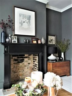 Decorating with dark colours. Visit blog for more pictures and all the details. Dark Grey Living Room