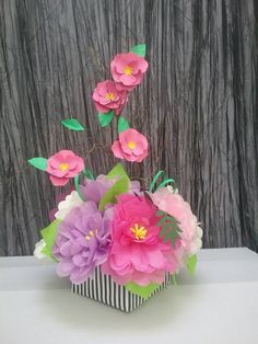 70 best paper flower centerpieces images craft flowers giant paper flower centerpieces diy