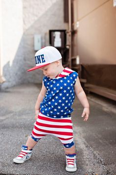 MSRP $26 Little Me Infant Girl Red//White//Blue Americana Stars /& Stripes Romper