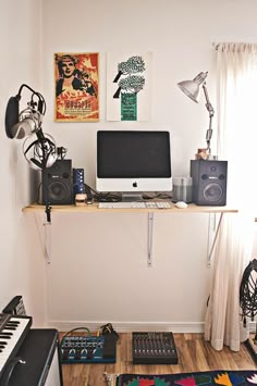 Emma Treys Home Office Recording Studio Emma Treys Home Office Recording Studio
