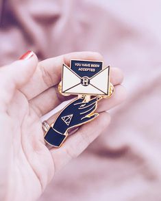 Pinback Buttons Badges Pins Literature is My Boyfriend Pendant Lapel Pin Brooch Clip Trendy Accessory Jacket T-Shirt Bag Hat Shoe