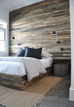 Get the {Modern Rustic} look in your bedroom with a {Reclaimed Wood Wall!} Décor Ideas, Reclaimed Wood Wall, Salvaged Wood, Interior And Exterior