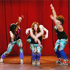 chelsea peretti dance 257 best brooklyn nine nine images jake peralta tv chelsea peretti dance 257 best brooklyn nine nine images jake peralta tv