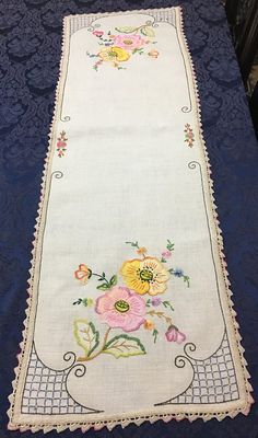 Vintage linen table runner hand embroidered crochet edges purple flowers 42/"x15/"
