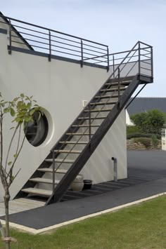 photo montrant lescalier extrieur qui amne au premier niveau et la terrasse de la escaleras exterioresescaleras de exteriorescaleras - Escalera Exterior photo montrant lescalier extrieur qui amne au premier niveau et la terrasse de la escaleras exterioresescaleras de exteriorescaleras - Escalera Exterior