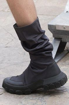 CAMPER KIDS PURSUIT FUNKY DINO BOOTS