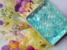 20,5 x 20,5 cm Room Seven Blumen // Punkte Topflappen mint // weiß