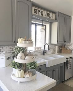 Ever thought of decorating your kitchen in a stylish way? If yes, do you know how you can achieve a well decorated kitchen? For most homeowners, decorating their kitchen is mostly centered around choosing high end appliances and cabinets. Ikea Hacks, Home Décor, Farmhouse Kitchen Decor, Farmhouse Kitchen Design, Farmhouse Sink, Kitchen Redo, Home Decor Kitchen, Kitchen Decor