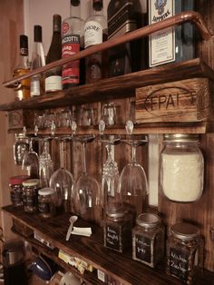 40 Besten Bilder Von Regal Aus Paletten Recycled Furniture Diy Weinregal Aus Alten Paletten Bauanleitung Zum Selber Bauen